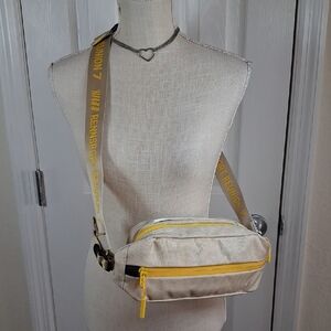 NWOT Porsche Rennsport Reunion 7 × Aer City Sling Bag Cream/Yellow